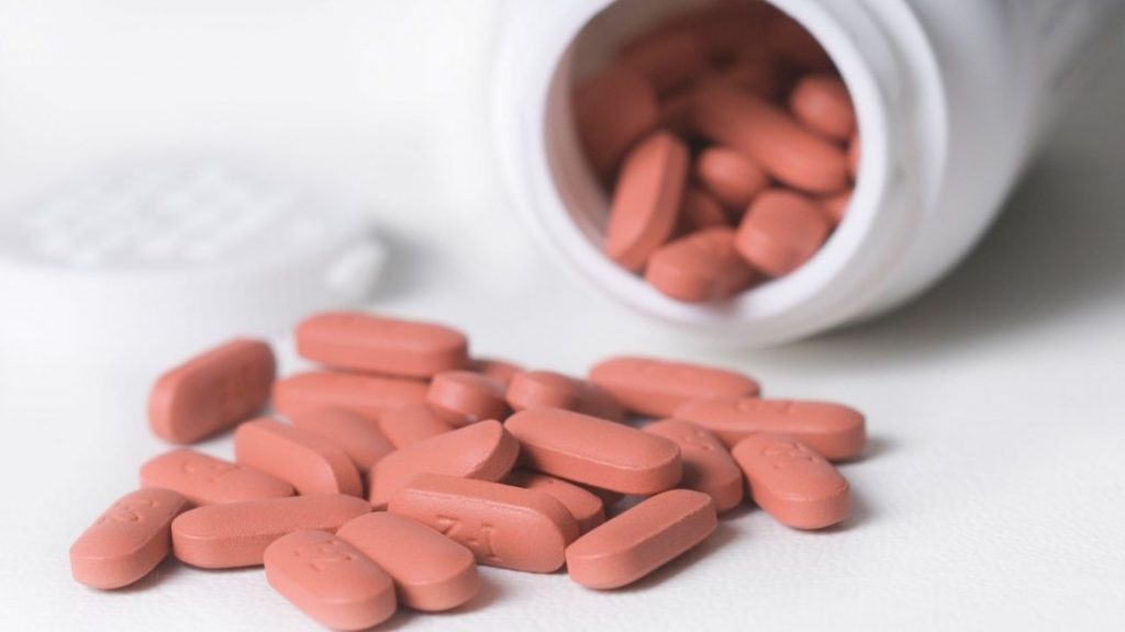 150710175147 ibuprofen stock super tease scaled