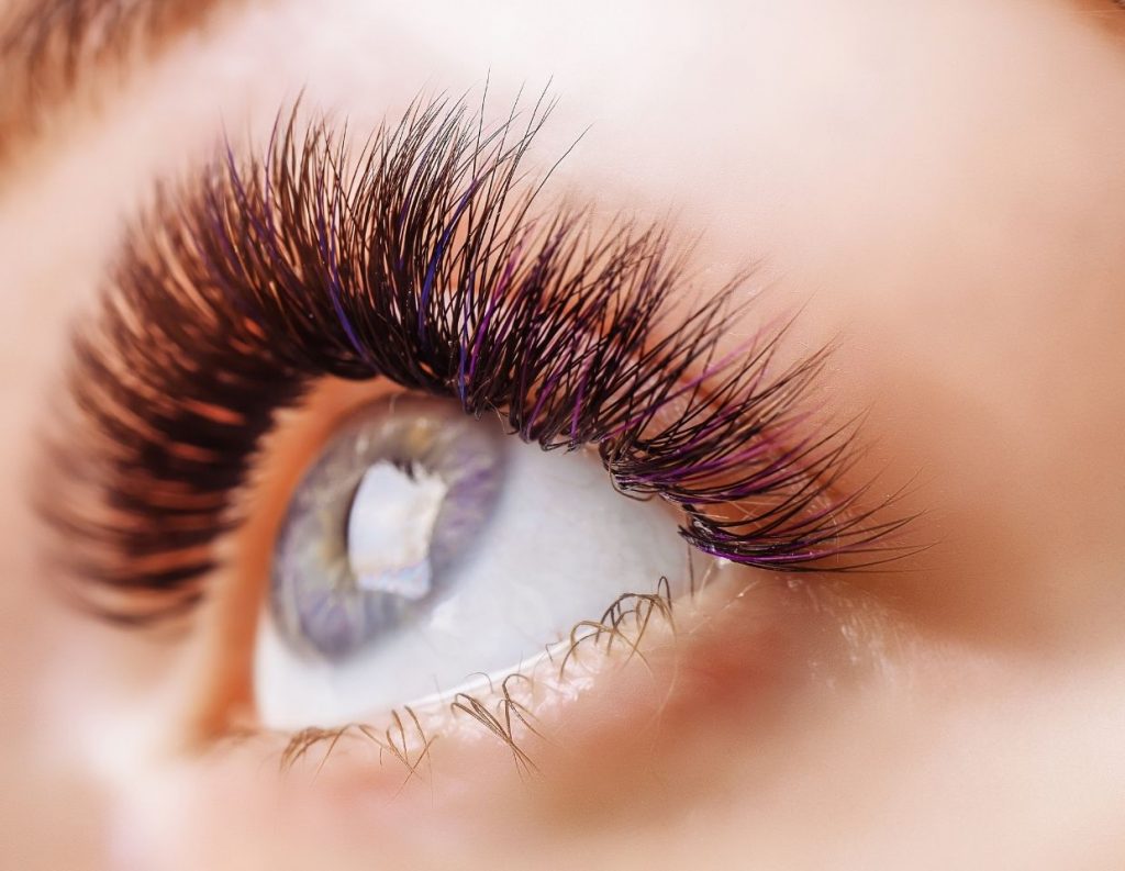 Make Eyelashes Grow Luxrious And Long