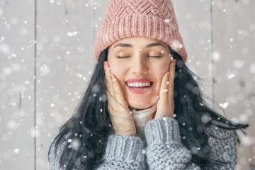 Tips To Keep Your Skin Glowing In Winter