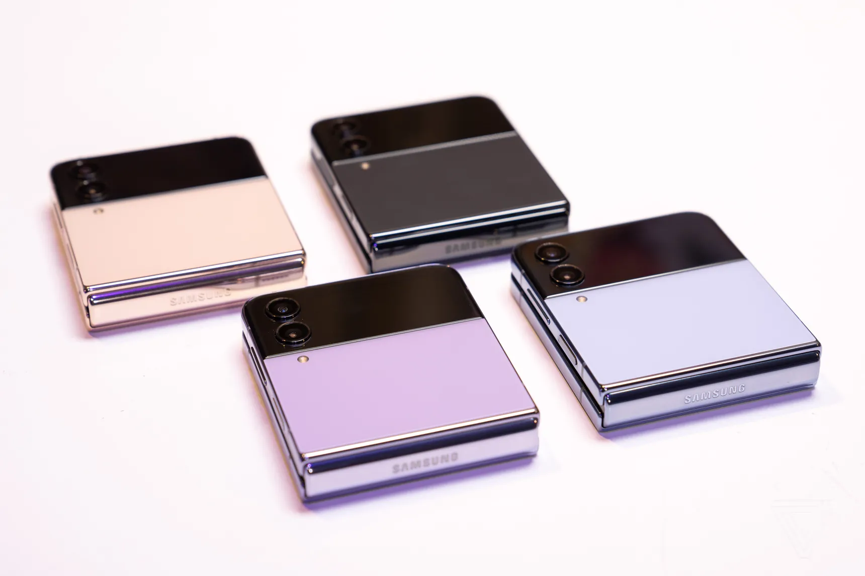 Samsung unveils its latest foldable phones, Magazineup